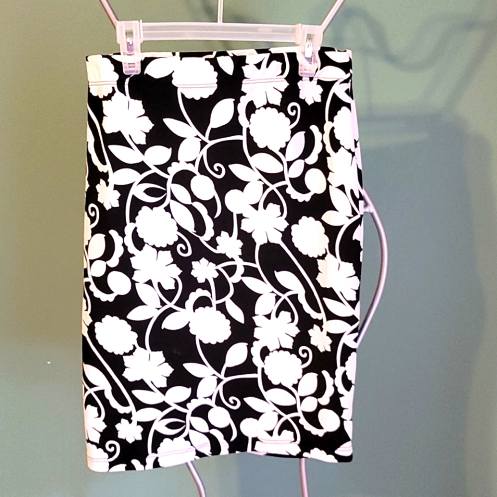 Honey and Lace black and white skirt